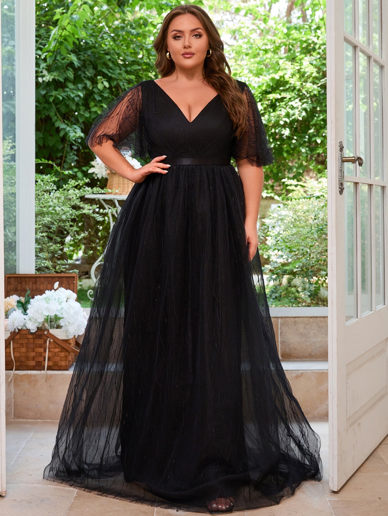 Women Plus Size V-neck Elegant Wedding Party Dresses for Bridal Shower Reception Backyard Wedding
